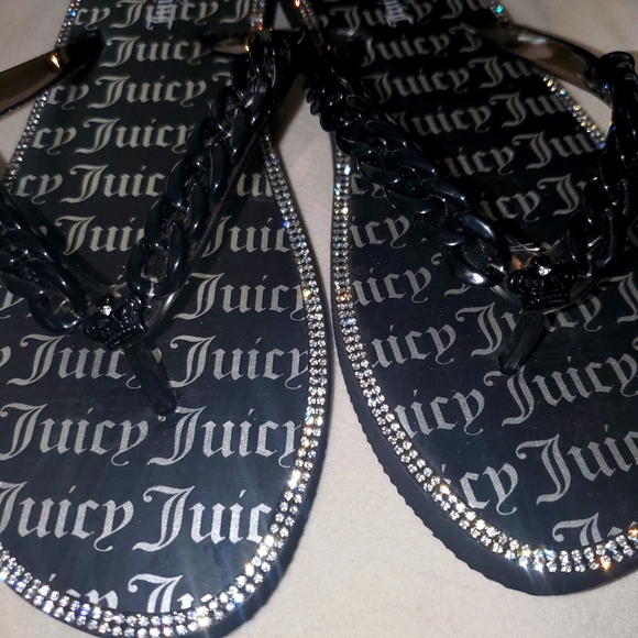 JUICY COUTURE SPACEY THONG SANDAL - Picture 7 of 7